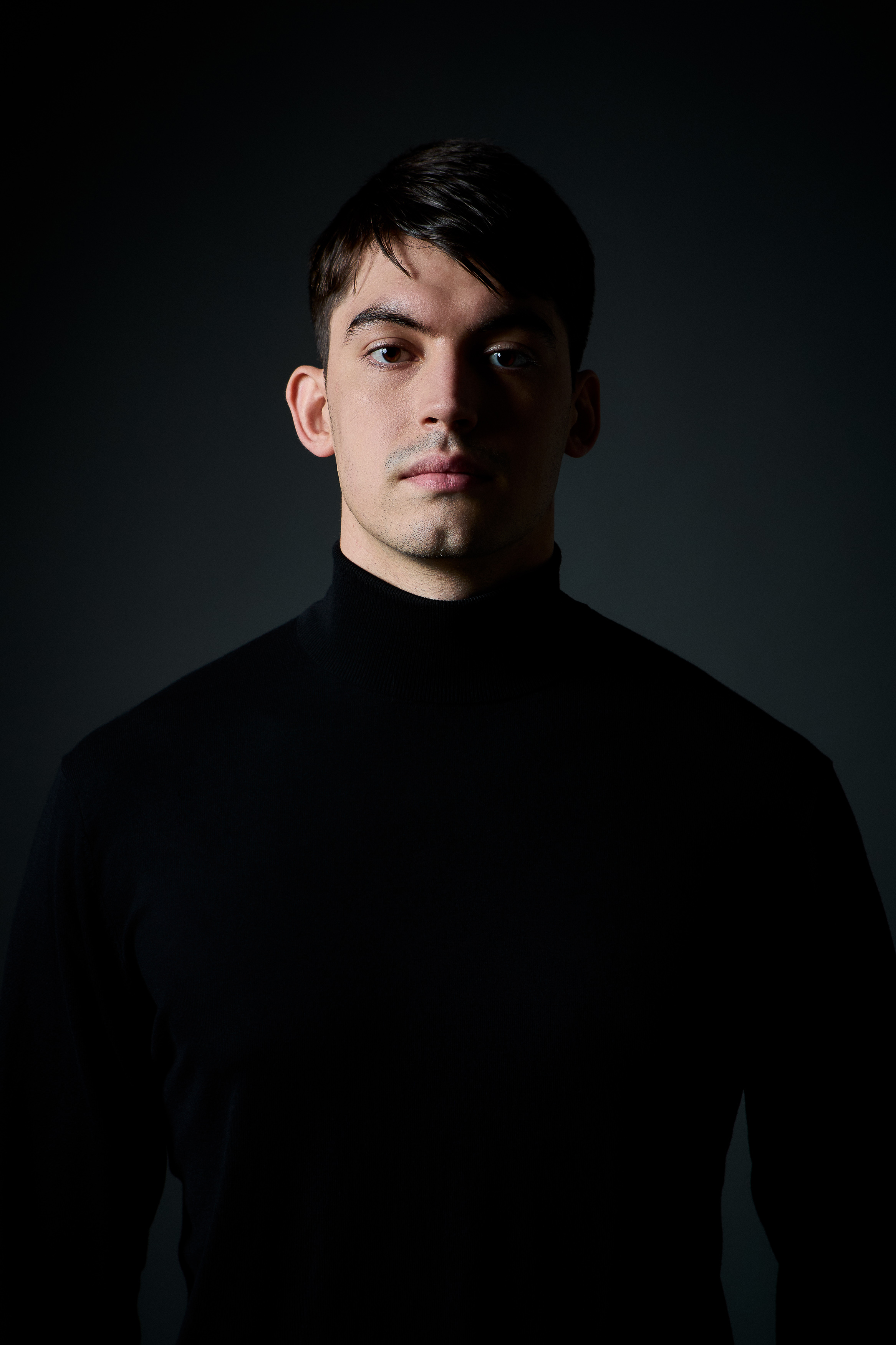 Лев Резников